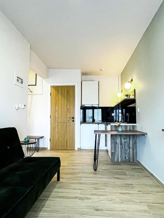 Athonite All Seasons Luxury Suites 이에리소스 외부 사진