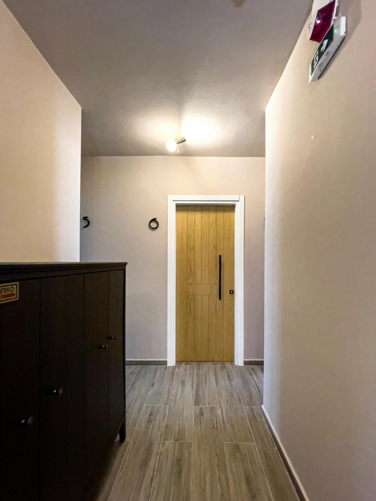 Athonite All Seasons Luxury Suites 이에리소스 외부 사진